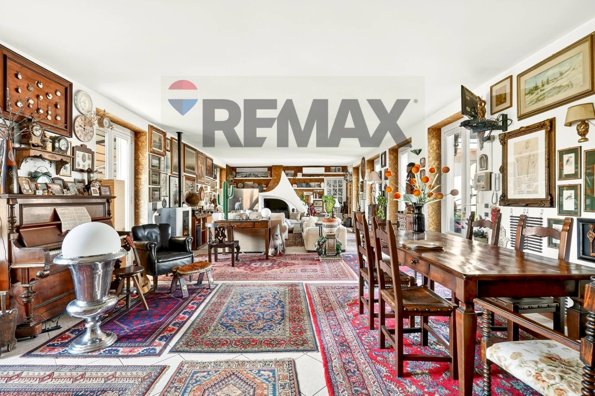 Sala da pranzo - Villa VIA DELL'ARTIGIANATO
 
20, Ferno - foto 2