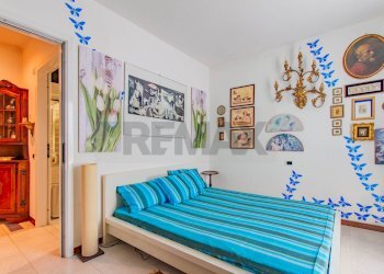 Camera / camera da letto - Villa VIA DELL'ARTIGIANATO
 
20, Ferno - foto 22