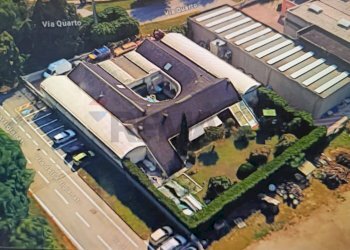 Edificio all\'aperto - Villa VIA DELL'ARTIGIANATO
 
20, Ferno - foto 38