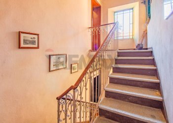 Scale - Casa semi indipendente Piazza Cacciami
 
3, Grignasco - foto 18