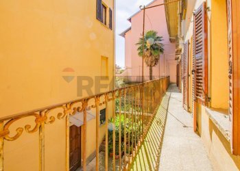 Balcone - Casa semi indipendente Piazza Cacciami
 
3, Grignasco - foto 29