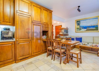 Sala da pranzo - Villa Bifamiliare Via Concordia
 
7, San Vittore Olona - foto 5