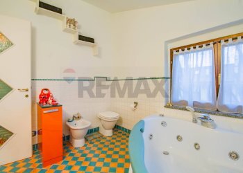 Bagno - Villa Bifamiliare Via Concordia
 
7, San Vittore Olona - foto 30