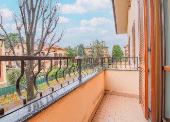 Balcone - Villa Bifamiliare Via Concordia
 
7, San Vittore Olona - foto 34