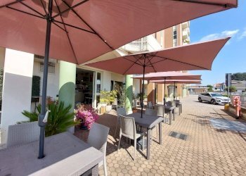 Foto 1 - Attività Commerciale Via Custodi
11, Gallarate - foto 1