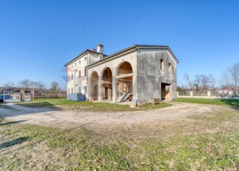 Casa all\'aperto - Villa Via sega
1160, San Giorgio in Bosco - photo 6