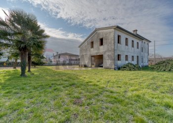 Casa all\'aperto - Villa Via sega
1160, San Giorgio in Bosco - photo 9