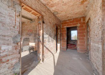 Non correlato - Villa Via sega
1160, San Giorgio in Bosco - photo 11