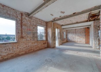 Parcheggio - Villa Via sega
1160, San Giorgio in Bosco - photo 17