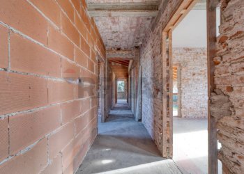 Hall / corridoio - Villa Via sega
1160, San Giorgio in Bosco - photo 20