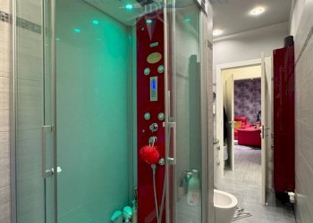 Foto 20 - Three-room apartment Via Luigi Chiarelli
 
20, Milano - photo 20