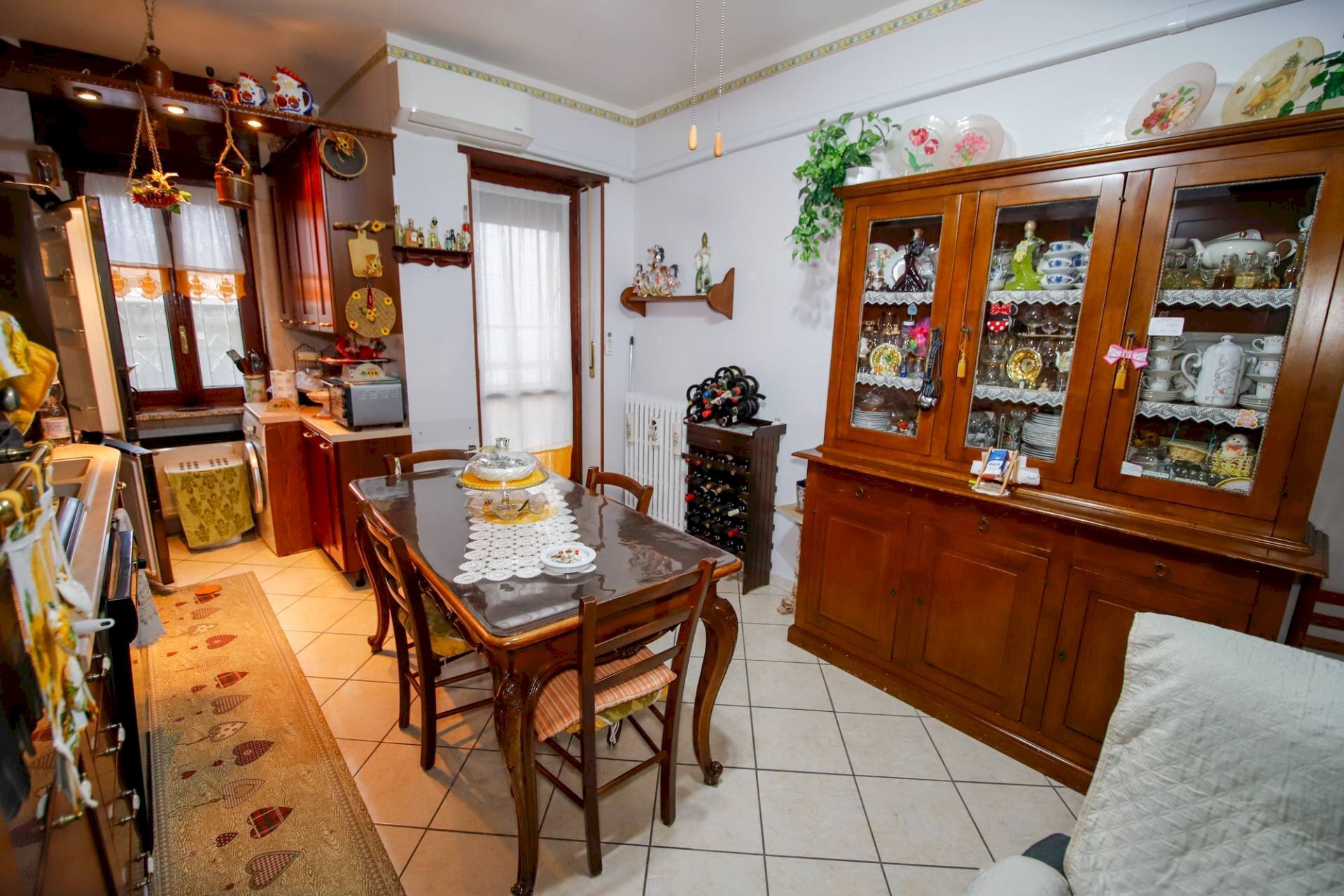 Foto 3 - Trilocale VIA MARTIRI D'ITALIA
 
87, Caluso - foto 3