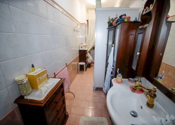 Foto 9 - Trilocale VIA MARTIRI D'ITALIA
 
87, Caluso - foto 9