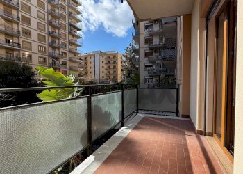 Balcone - Trilocale Via val di mazara
 
38, Palermo - foto 6