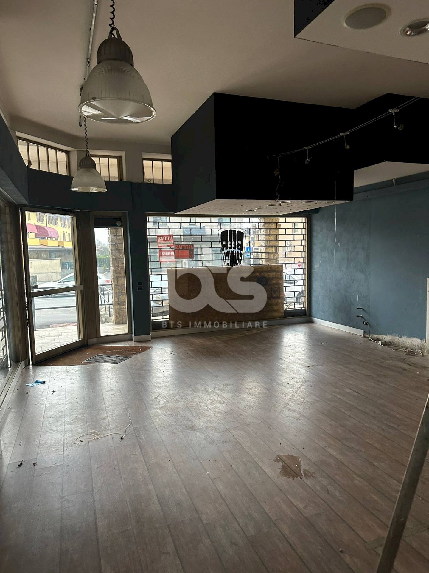 Foto 1 - Locale Commerciale Via Provinciale valle
 
23N, Castelli Calepio - foto 1