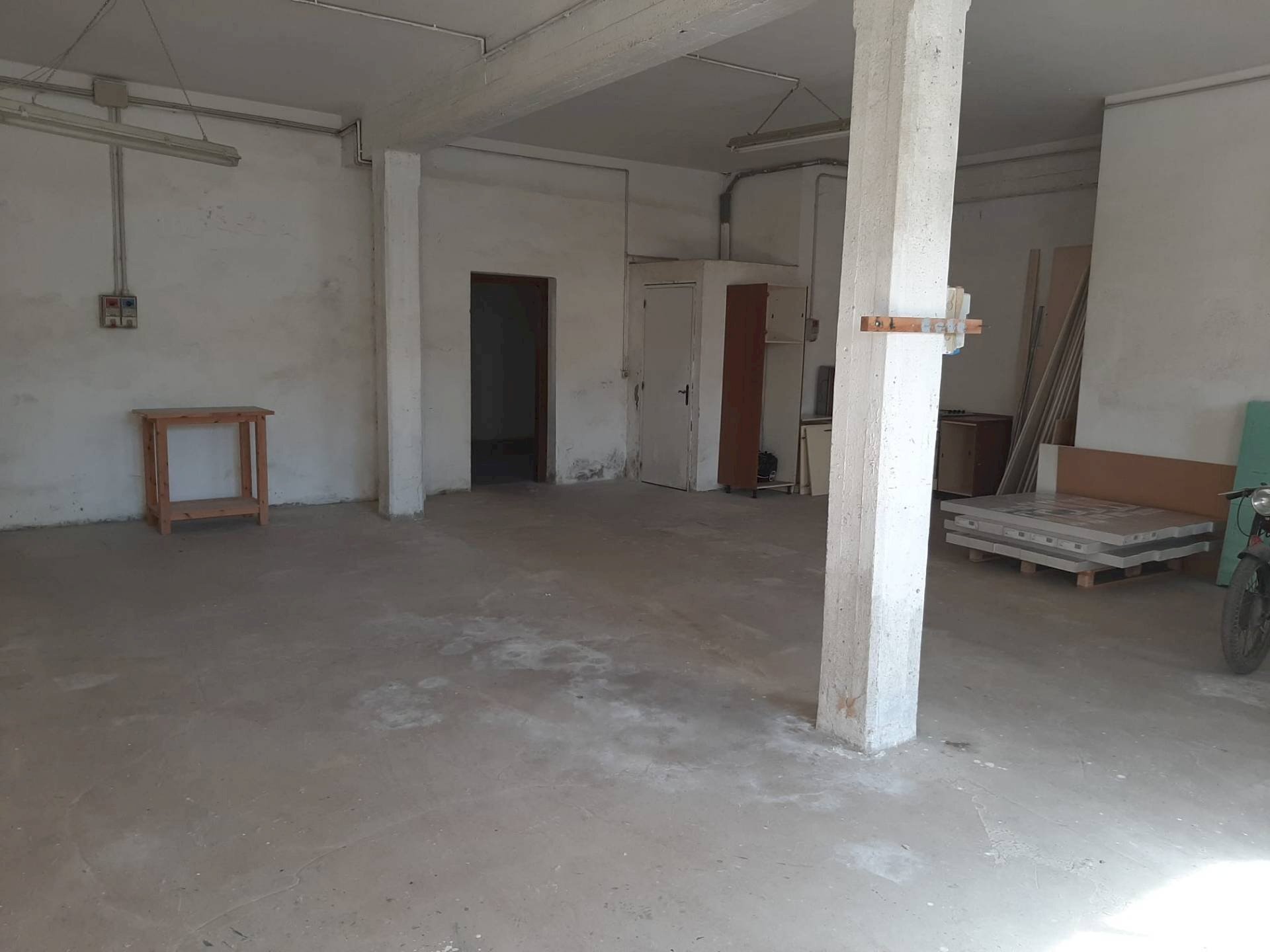 Foto 2 - Attività Commerciale via giovanni xxiii
 
25, Vicopisano - foto 2