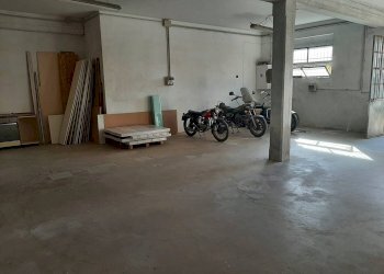 Foto 10 - Attività Commerciale via giovanni xxiii
 
25, Vicopisano - foto 10