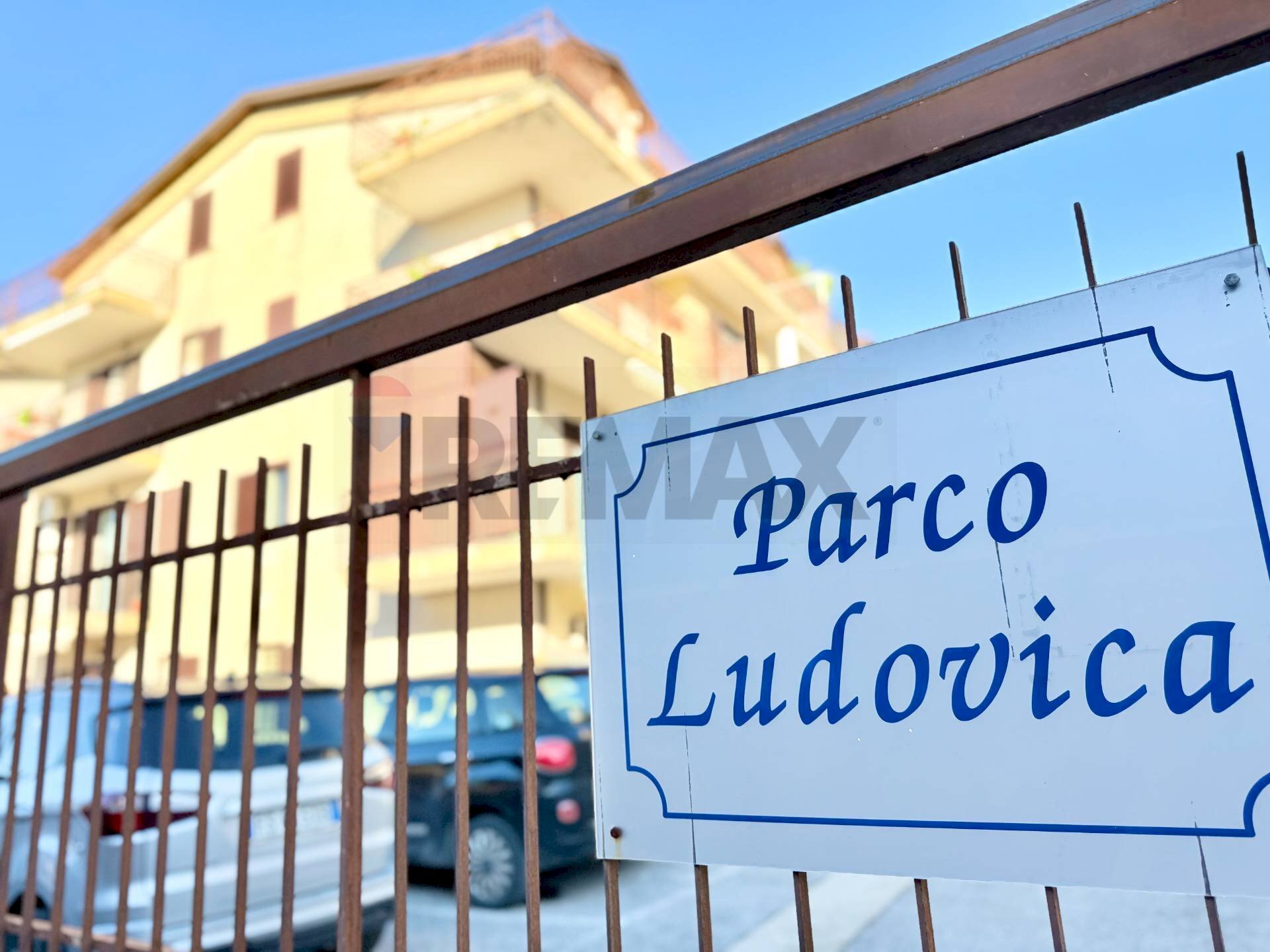 Edificio all\'aperto - Trilocale VIA CONSOLARE CAMPANA
 
291, Villaricca - foto 1