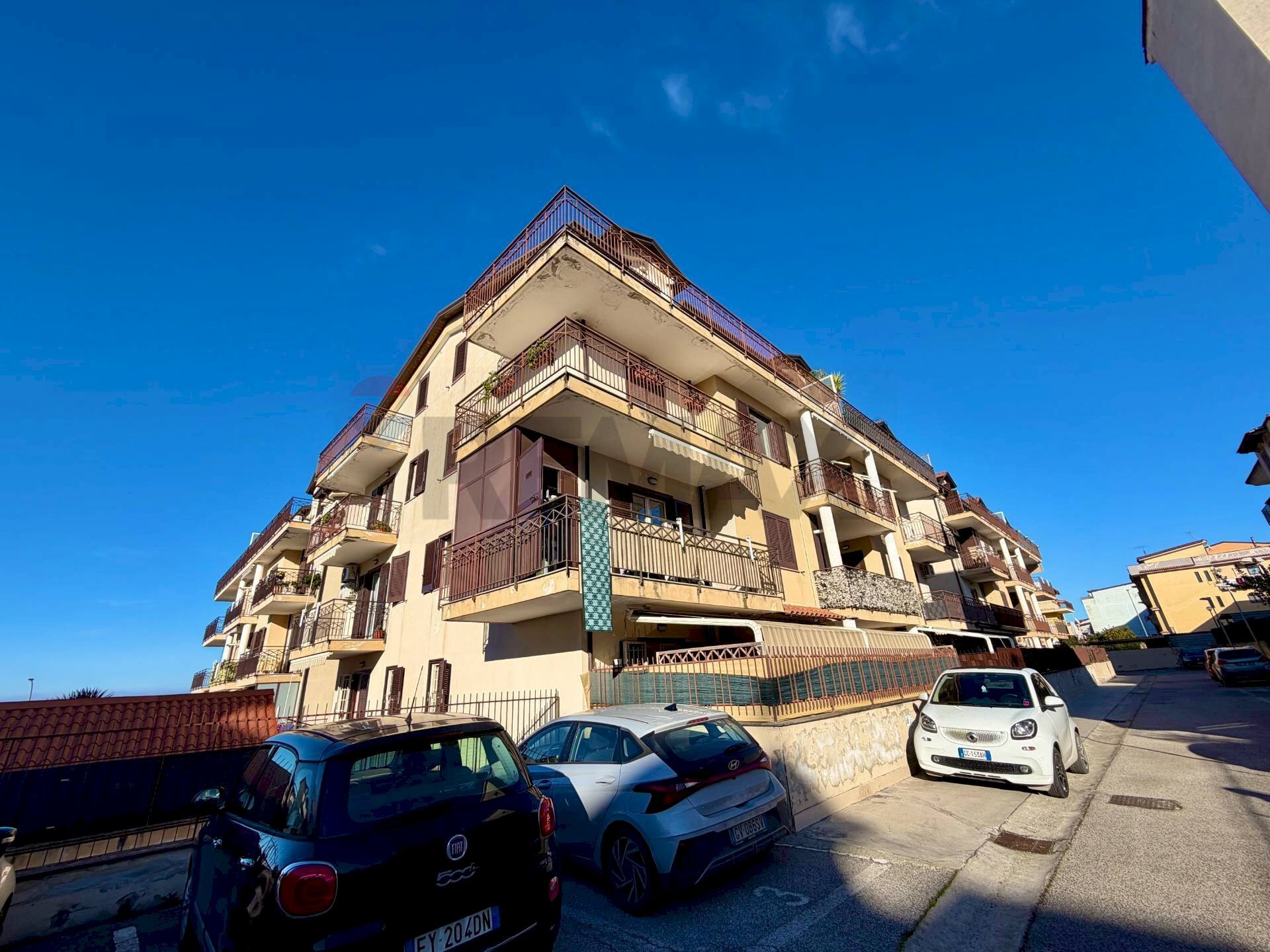 Edificio all\'aperto - Trilocale VIA CONSOLARE CAMPANA
 
291, Villaricca - foto 2