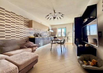 Sala da pranzo - Trilocale VIA CONSOLARE CAMPANA
 
291, Villaricca - foto 9