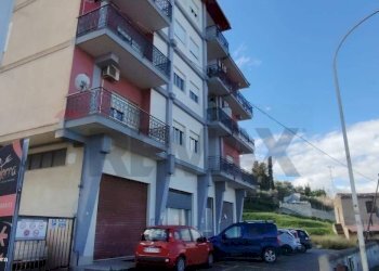 Edificio all\'aperto - Locale Commerciale via liberta
159, Termini Imerese - foto 1