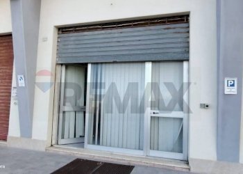 Edificio all\'aperto - Locale Commerciale via liberta
159, Termini Imerese - foto 2