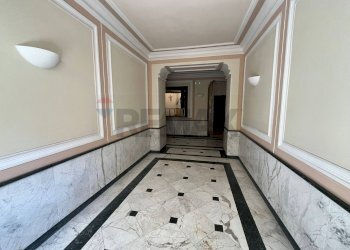 Ricezione / Lobby - Trilocale Napoli - foto 6