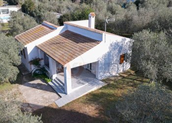 Foto 1 - Villa Strada vicinale serra di lioni
 
30, Sassari - foto 1