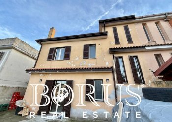 Foto 1 - Independent house FRONTE VILLAGGIO COPPOLA, Castel Volturno - photo 1