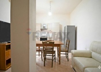 Sala da pranzo - Two-room apartment Via della Libertà
 
34, Soleminis - photo 8