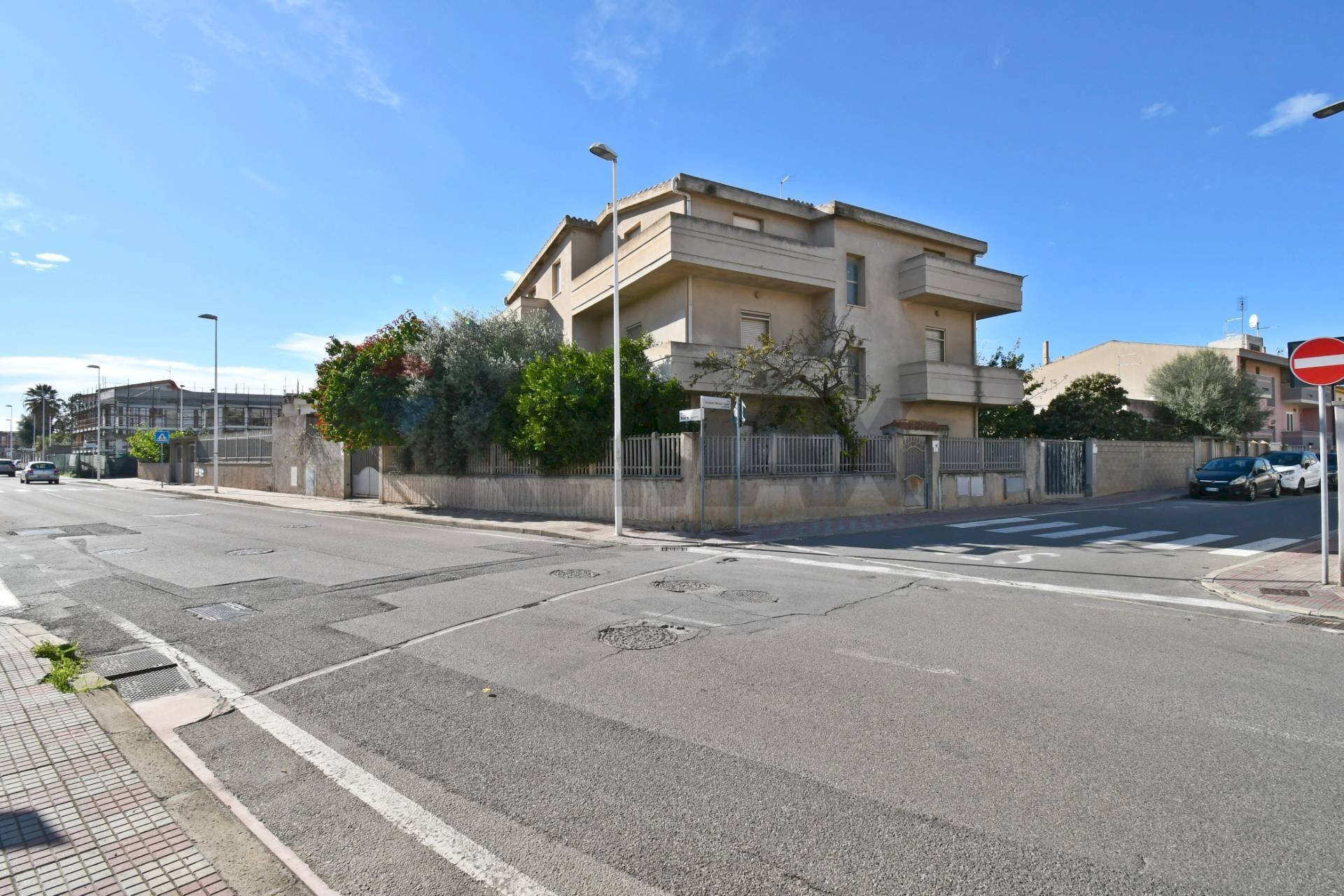 Edificio all\'aperto - Apartment Cagliari - photo 2