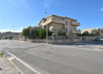 Edificio all\'aperto - Appartamento Cagliari - foto 2