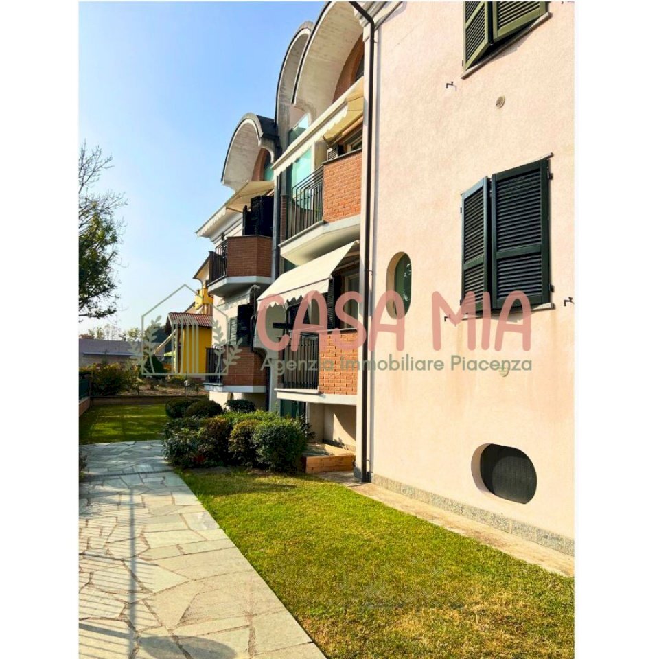 facciata - Trilocale Via Don Milani, Gragnano Trebbiense - foto 2