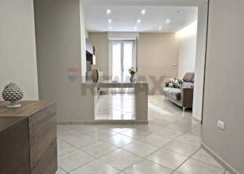 Soggiorno - Appartamento Via Paolo Emilio
 
34, Trani - foto 4