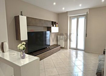 Soggiorno - Appartamento Via Paolo Emilio
 
34, Trani - foto 5