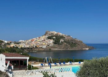Foto 1 - Appartamento via Zirulia
 
82, Castelsardo - foto 1