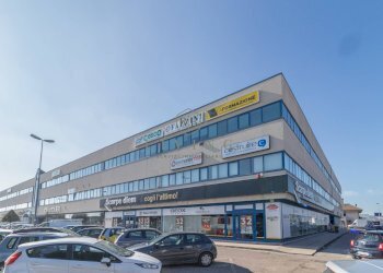 Foto 3 - Office Via Pasubio
 
36, San Benedetto del Tronto - photo 3