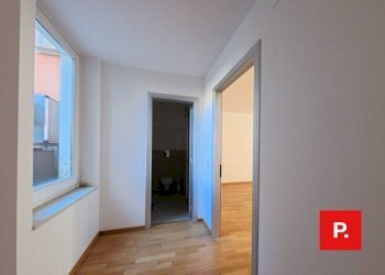 Foto 8 - Locale Commerciale Via Cesare Battisti, Caserta - foto 8