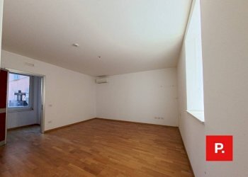 Foto 16 - Locale Commerciale Via Cesare Battisti, Caserta - foto 16