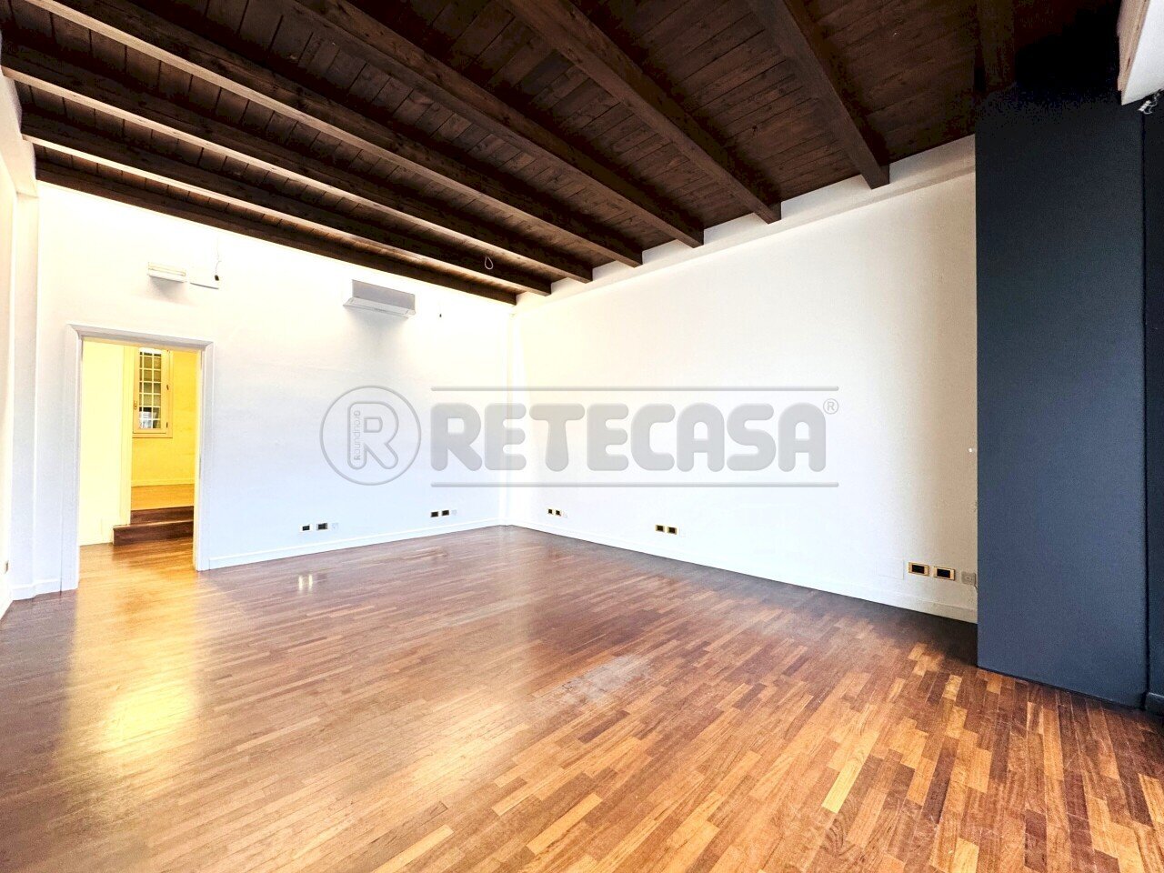 NEGOZIO - Locale Commerciale Via San Marco 145, Padova - foto 1