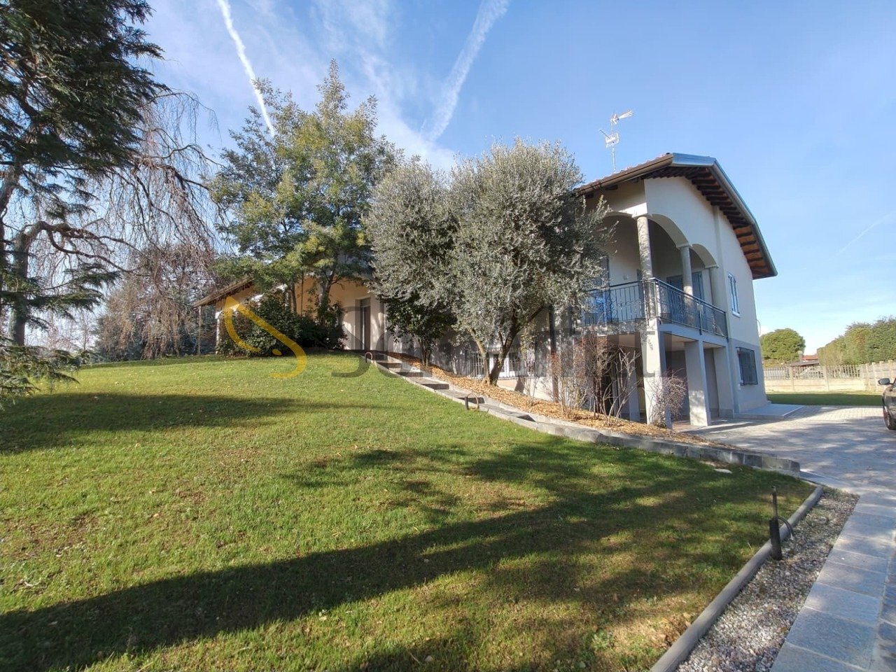 esterno - Villa Marnate - photo 1