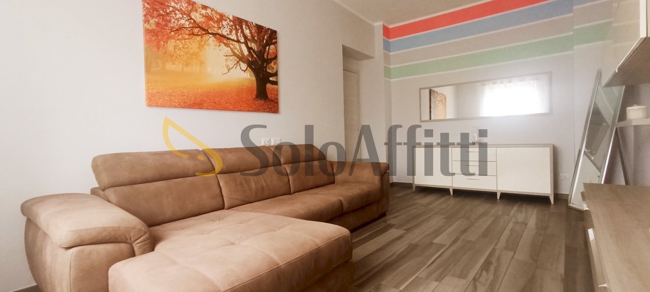 salotto - Trilocale Corso Giovanni Agnelli 110, Torino (zona Santa Rita) - foto 1