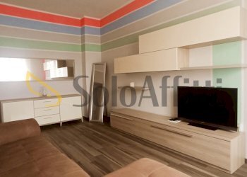 salotto - Trilocale Corso Giovanni Agnelli 110, Torino (zona Santa Rita) - foto 2