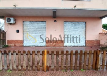 Fiumicino, Isola Isola Sacra - negozio locale maga - Locale Commerciale Via Condino, Fiumicino - foto 2