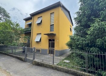 IMG_E4294.JPG - Apartment Via Giacomo Leopardi, Collecchio - photo 1