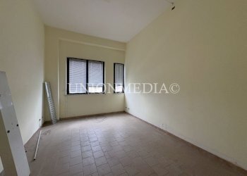 9 sarzana studio medico o attivita professionale.j - Locale Commerciale Sarzana - foto 9