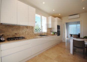 DSC_0114.JPG - Villa Via Calabria 35, Pietrasanta - foto 8