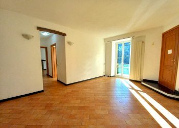 2.jpg - Porzione di casa Avegno - foto 2