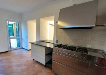 9 (2).jpg - Porzione di casa Avegno - foto 9