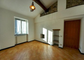 14.jpg - Porzione di casa Avegno - foto 14